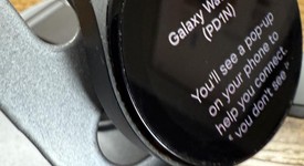 Mint
													Samsung Galaxy Watch FE - Unlocked, Black, 40 mm, photo 4 of 4