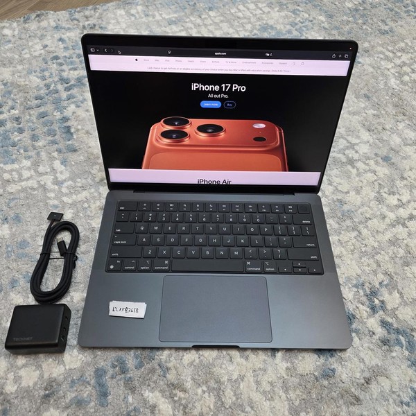 MacBook Pro 2024 - 14 inch - 512 GB, Space Black, 16 GB, Apple M4