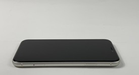 Fair
													Apple iPhone 11 - AT&T, White, 128 GB, A2111, photo 5 of 6