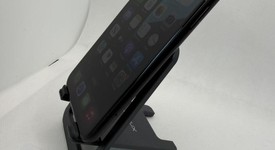 Mint
													Apple iPhone Xr - Unlocked, Black, 64 GB, A1984, photo 2 of 8