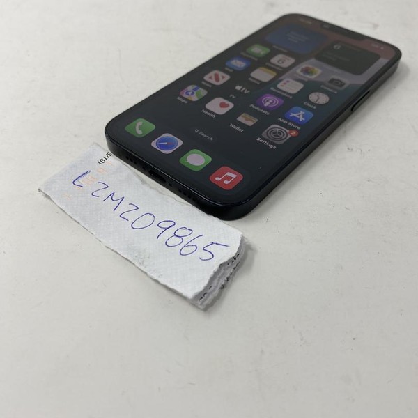 Apple iPhone 16e - Boost, 128 GB, Black, A3212