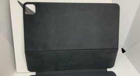 Used
													Apple Magic Keyboard for iPad Pro - Black, photo 4 of 9