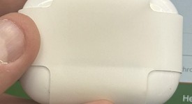 Used
													Apple AirPods Pro 2nd Gen - USB-C, photo 2 of 5