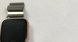Good
													Fitbit Versa 2 - Gold, Special Edition, photo 2 of 5