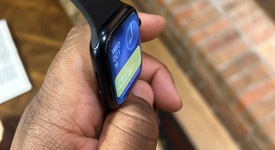 Good
													Apple Watch Series 7 45mm - Unlocked, Midnight, A2477 - Cellular, Aluminum, photo 4 of 4