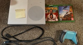 Good
													Xbox One S (2016) - White, 1 TB, photo 1 of 7