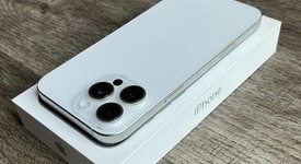 Mint
													Apple iPhone 16 Pro Max - Unlocked, White, 256 GB, A3084, photo 3 of 9