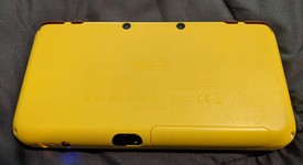 Good
													New Nintendo 2DS XL - Yellow, 1 GB, Pikachu, photo 5 of 22