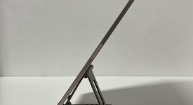 Good
													Apple iPad Air 5th Gen - Unlocked, Pink, 64 GB, A2589, photo 4 of 13
