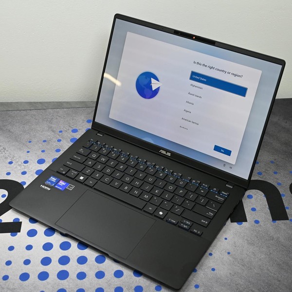 Asus Vivobook Laptop