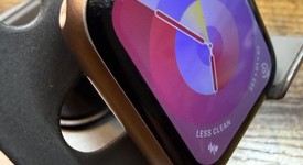 Fair
													Apple Watch SE 1st Gen 40mm - Unlocked, Gold, A2353 - Cellular, Aluminum, photo 1 of 7