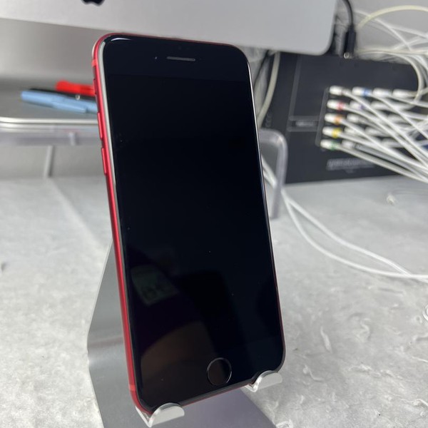 Apple iPhone SE 3rd Gen 2022 - Unlocked, 64 GB, Red, A2595