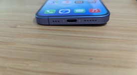 Good
													Apple iPhone 16 - Verizon, Ultramarine, 128 GB, A3081, photo 3 of 12