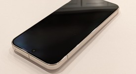 Mint
													Google Pixel 10 Pro XL - Unlocked, Porcelain, 256 GB, GUL82, photo 5 of 10