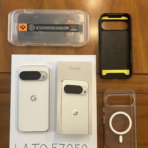 Google Pixel 10 Pro XL - Unlocked, 256 GB, Porcelain, GUL82