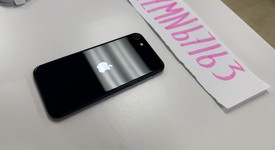 Mint
													Apple iPhone SE 3rd Gen 2022 - Unlocked, Midnight, 64 GB, A2595, photo 4 of 7