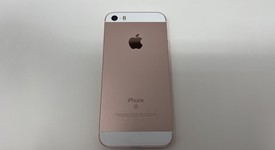 Mint
													Apple iPhone SE 1st Gen 2016 - Unlocked, Rose Gold, 64 GB, A1662, photo 2 of 7