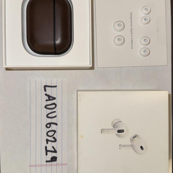 Apple AirPods Pro 2 - USB-C