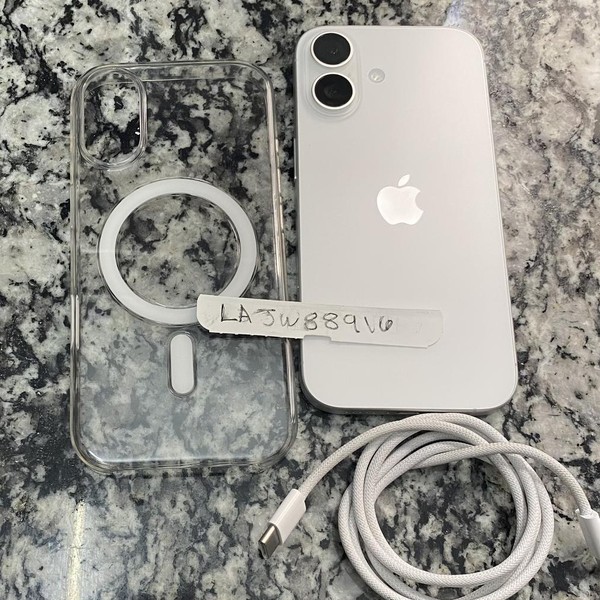 Apple iPhone 17 - Verizon, 256 GB, White, A3258