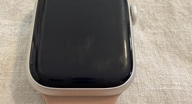 Good
													Apple Watch Series 9 41mm - Starlight, A2978 - GPS, Aluminum, photo 3 of 8