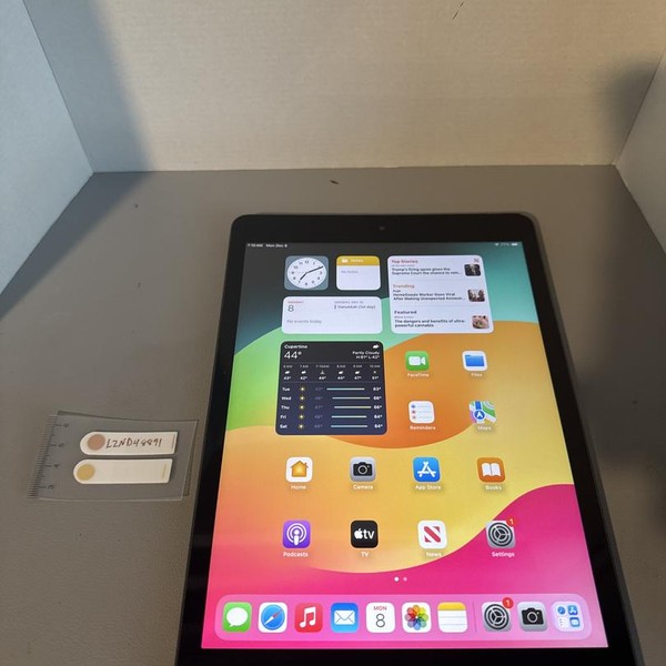 Apple iPad 9th Gen - Unlocked, 64 GB, Gray, A2603