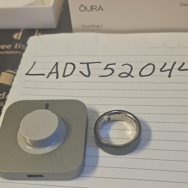 Oura Ring Gen 4 - Stealth, Size 12