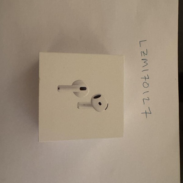 Apple AirPods 4th Gen - Active Noise Cancellation