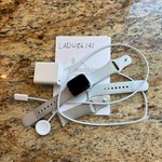 Good Apple Watch Series 9 41mm - Starlight, A2978 - GPS, Aluminum