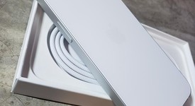 Mint
													Apple iPhone 16e - Boost, White, 128 GB, A3212, photo 4 of 14