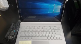Good
													Microsoft Surface Book 2 13.5" - I7, 256 GB, 8 GB, photo 3 of 3