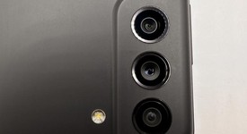 Mint
													Samsung Galaxy S21 FE 5G - T-Mobile, Graphite, 128 GB, 6 GB, SM-G990U, photo 3 of 6