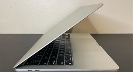 Good
													MacBook Pro 2020 - 13" - Apple M1, Silver, 512 GB, 16 GB, photo 3 of 7