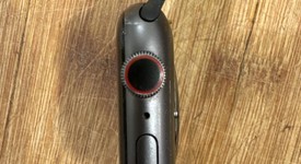 Good
													Apple Watch Series 4 44mm - AT&T, Black, A1976 - Cellular, Stainless, photo 2 of 6