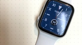 Fair
													Apple Watch Series 4 44mm - Silver, A1978 - GPS, Aluminum, photo 1 of 8