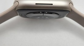 Good
													Apple Watch Series 9 45mm - Unlocked, Starlight, A2984 - Cellular, Aluminum, photo 5 of 8