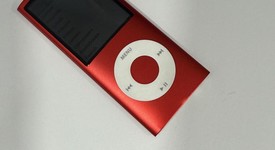 Mint
													Apple iPod Nano 4th Gen - Red, 8 GB, photo 5 of 5