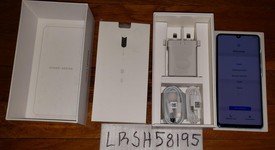 Mint
													Huawei P30 Pro - Unlocked Non-US, Blue, 512 GB, 8 GB, photo 3 of 3