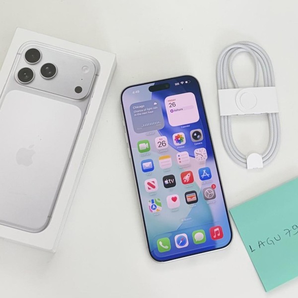 Apple iPhone 17 Pro Max - AT&T, 256 GB, Silver, A3257