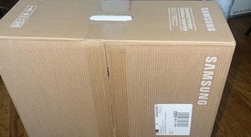 New
													Samsung Monitor, photo 4 of 6