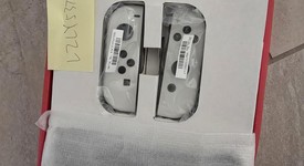 Mint
													Nintendo Switch - OLED - White, 64 GB, photo 6 of 6