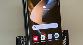 Good
													Samsung Galaxy Z Fold4 5G - AT&T, Gray, 256 GB, 12 GB, SM-F936U, photo 3 of 10