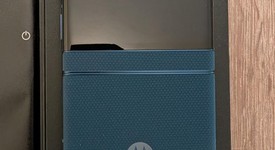 Mint
													Motorola Razr 2025 - Unlocked, Blue, 256 GB, 8 GB, photo 5 of 7