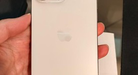 Mint
													Apple iPhone 15 Pro Max - Unlocked, White, 256 GB, A2849, photo 3 of 6