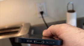 Good
													Apple iPhone 13 - Visible, Midnight, 128 GB, A2482, photo 3 of 8