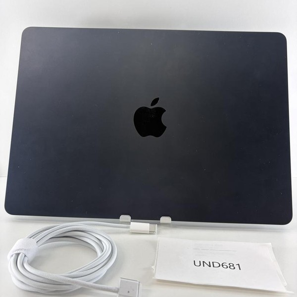 MacBook Air 2026 (M5) - 13 inch - 512 GB, Midnight, 16 GB, Apple M5 10-Core (8-core GPU)