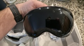 Good
													Apple Vision Pro - 512 GB, photo 2 of 9