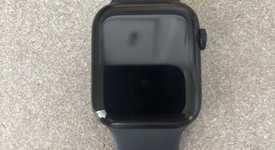 Mint
													Apple Watch SE 2nd Gen 44mm - Midnight, A2723 - GPS, Aluminum, photo 3 of 5