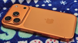 Mint
													Apple iPhone 17 Pro - Unlocked, Cosmic Orange, 1 TB, A3256, photo 4 of 9