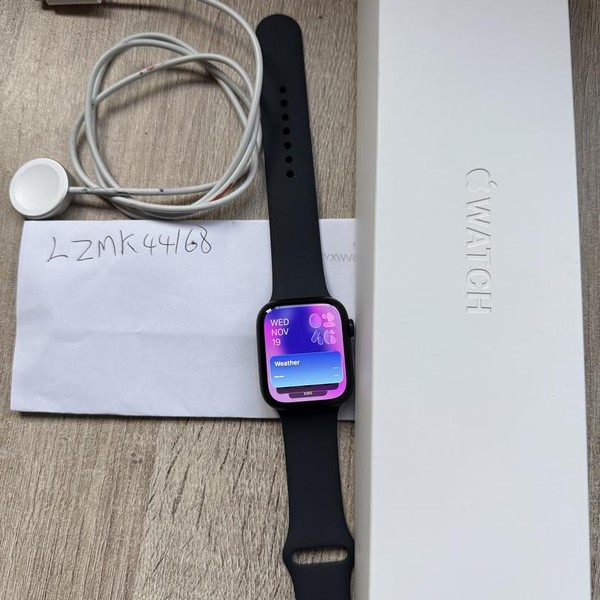 Apple Watch Series 8 45mm - Midnight, A2771 - GPS, Aluminum