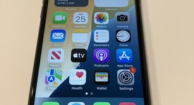 Good
													Apple iPhone SE 2nd Gen 2020 - Unlocked, Black, 64 GB, A2275, photo 4 of 5
